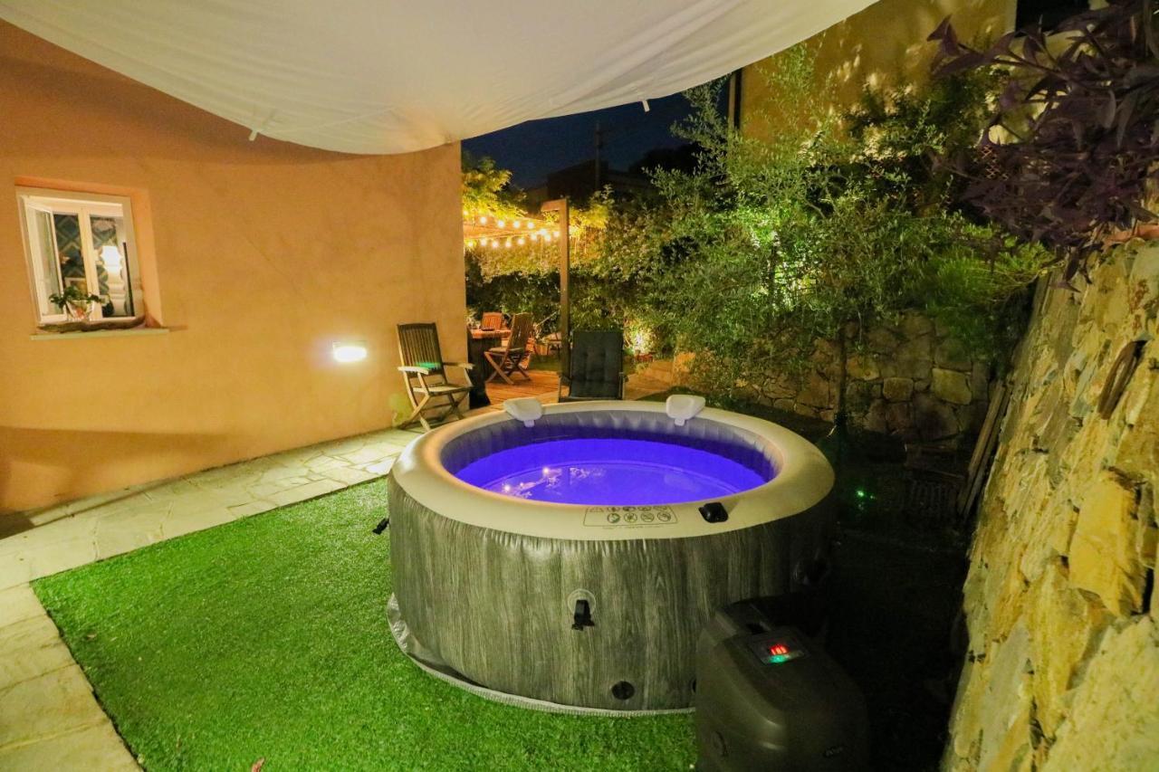 H11 Country Lux - Jacuzzi - - Garden Apartment *